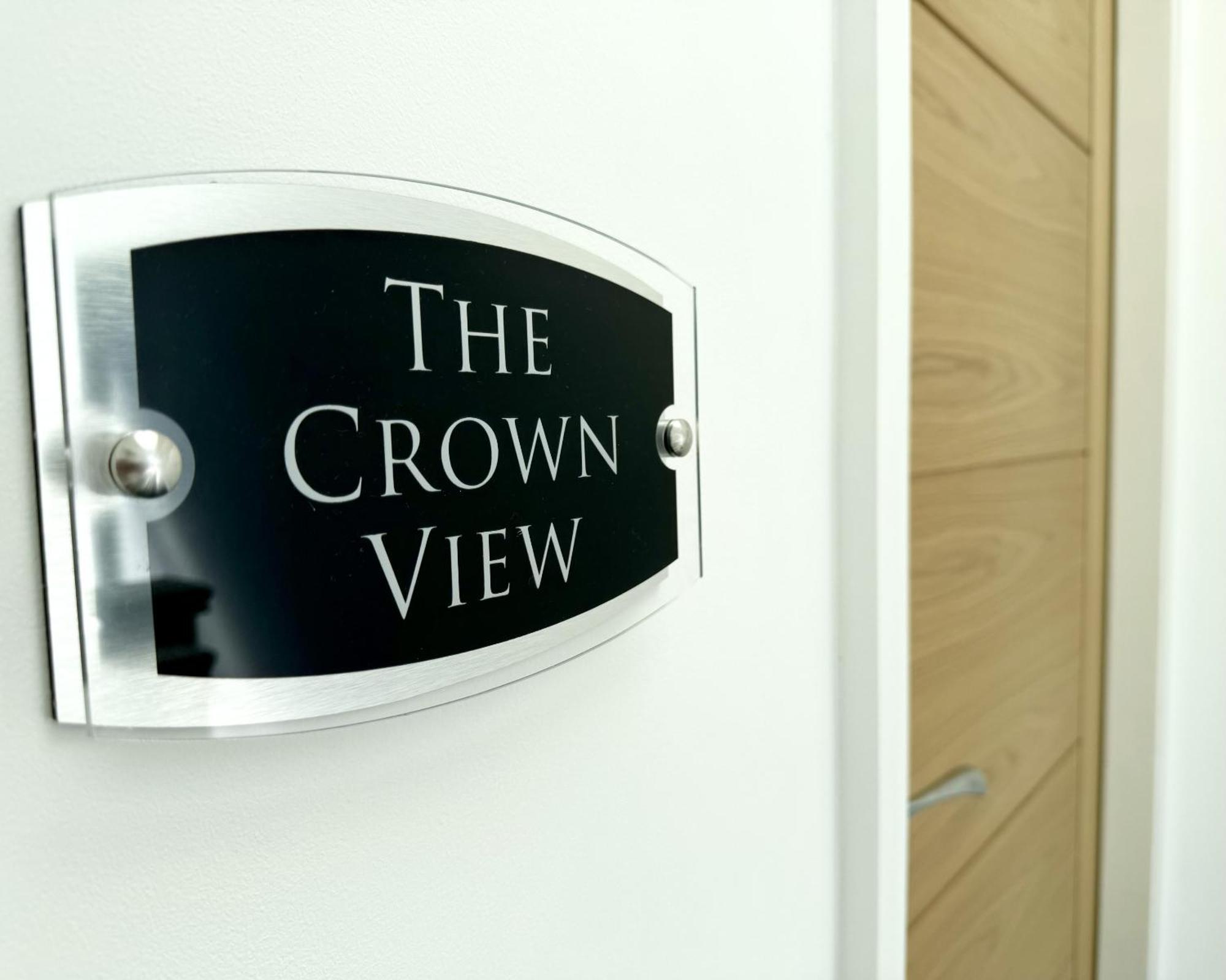 The Crown View - Luxury - Free Parking Nearby Apartment